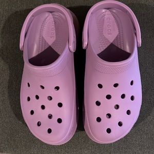 Lavender platform crocs size 7